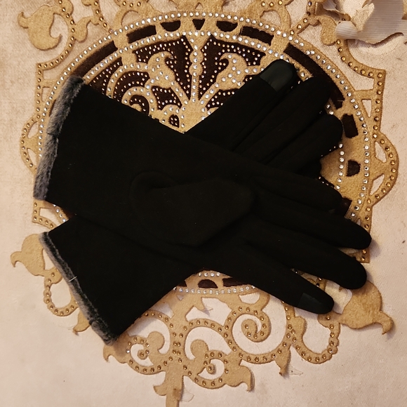 NEW UGG GLOVES - Picture 2 of 4